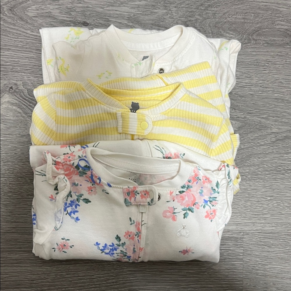 Baby Gap Onesies (set of 3)